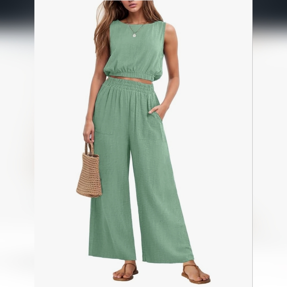 Two piece set
